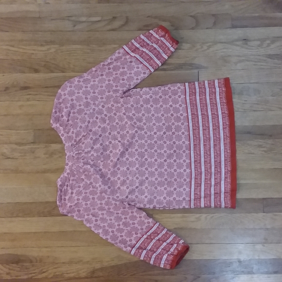 Anne Carson Red Pattern Blouse - Picture 7 of 13